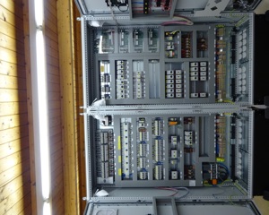 Control cabinet Farm Campemoor house 4 client w/ViperTouch